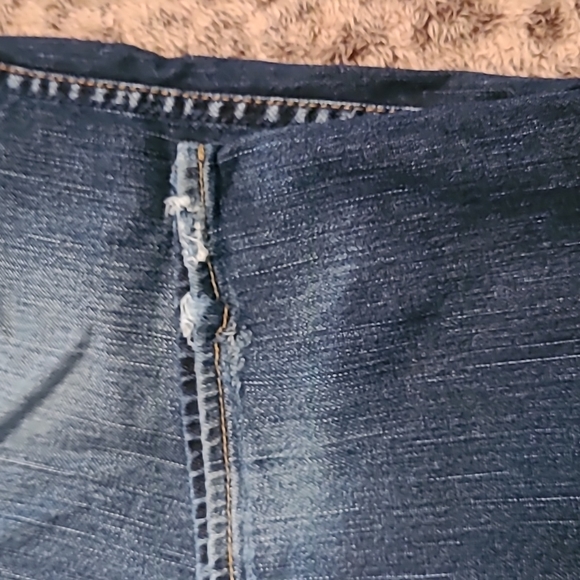 Silver Jeans - Picture 3 of 8